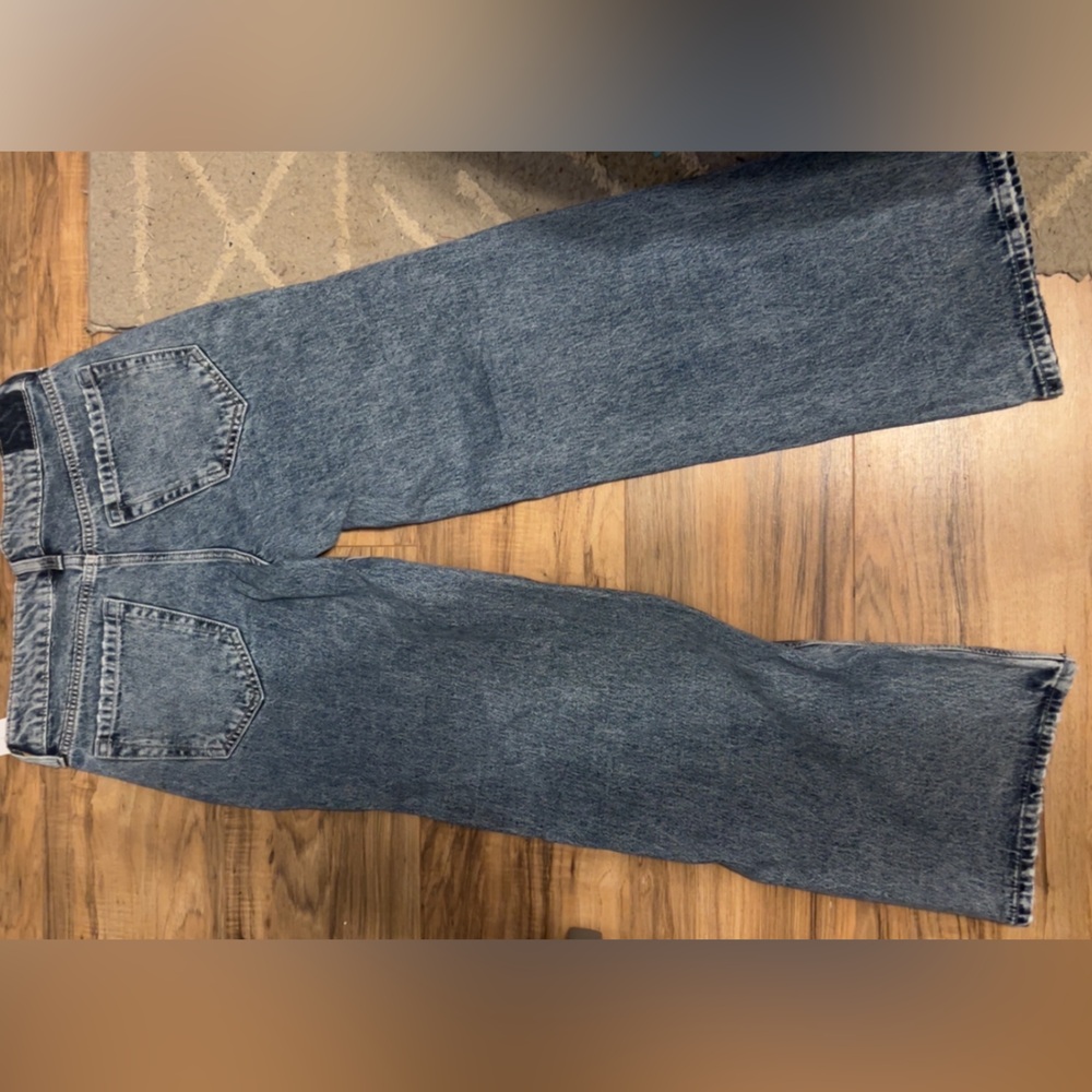 Hollister Men's Relaxed Fit Jeans in Blue